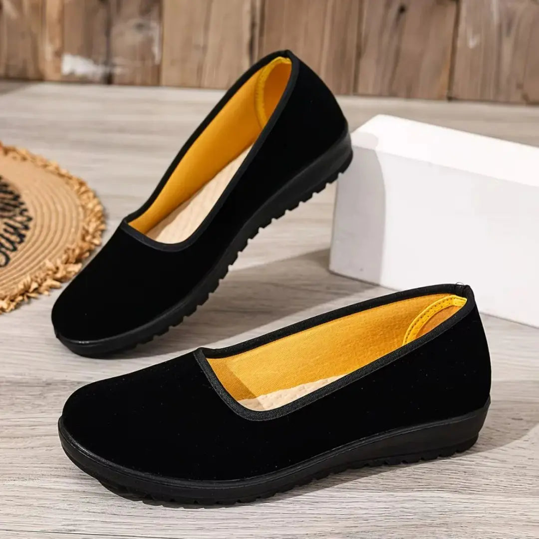 Aura - Orthopedic Slip-On Comfort Sneakers