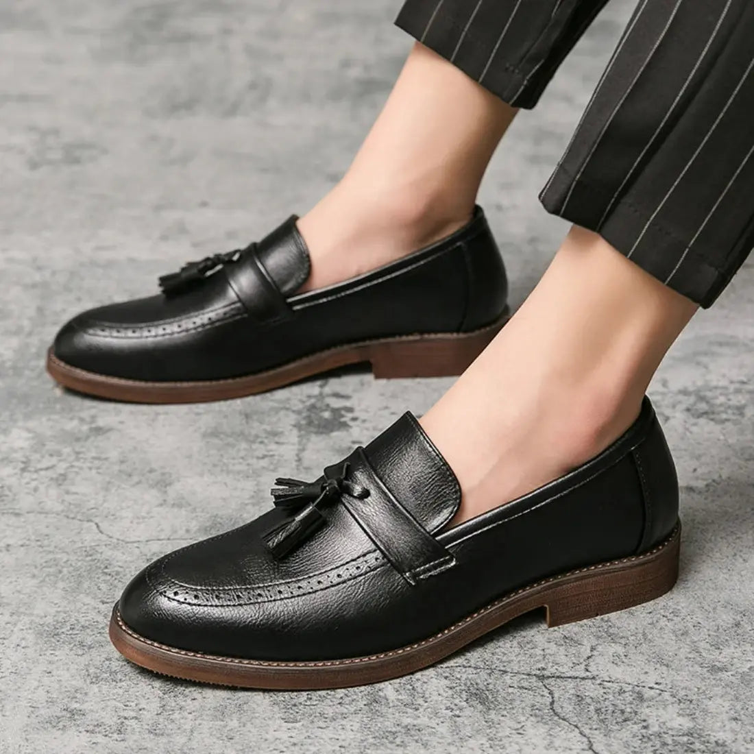 Mocassini con nappine Hamilton - Pelle vegana marrone vintage con soletta imbottita